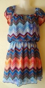 Short summer dress chevron womens sz M